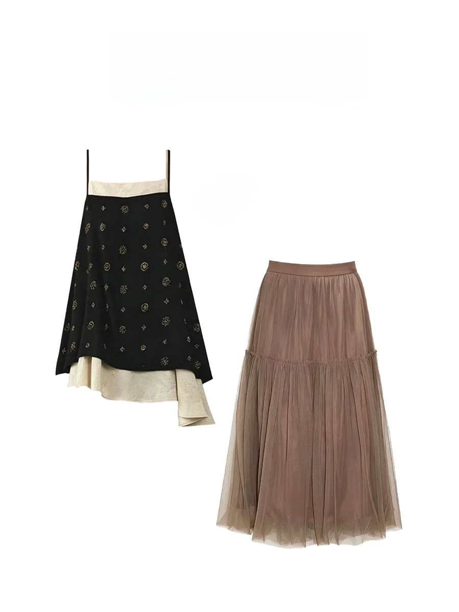 Parkyeon Summer Outfit Strap Vest Mesh Skirt Asymmetrical Hemline Casual Style Women's Fashion Two-Piece Set Breathable Material
Parkyeon Summer Outfit Strap Vest Mesh Skirt Asymmetrical Hemline Casual Style Women's Fashion Two-Piece Set Breathable Material