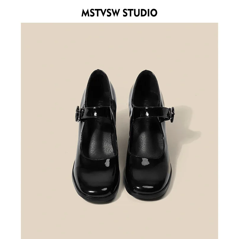 Mary Jane shoes women's retro British style Hepburn black high heel one-button thick heel square head single shoes women
Mary Jane shoes women's retro British style Hepburn black high heel one-button thick heel square head single shoes women