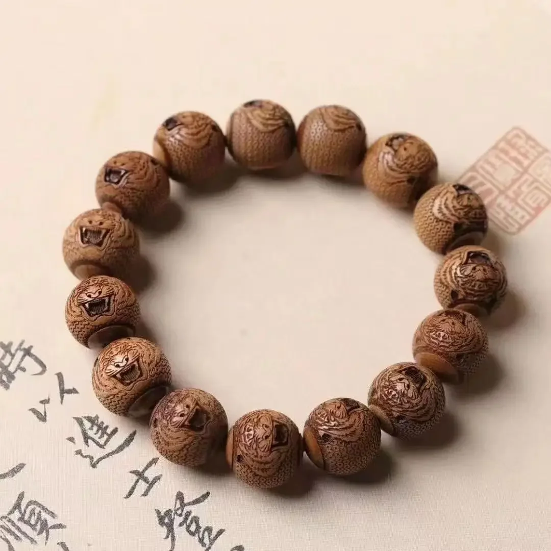 Mencheese Abelia Carving Rosary Chinese Zodiac Tiger Creative Bracelet Tiger Tiger Shengwei Car Gear Decoration
Mencheese Abelia Carving Rosary Chinese Zodiac Tiger Creative Bracelet Tiger Tiger Shengwei Car Gear Decoration