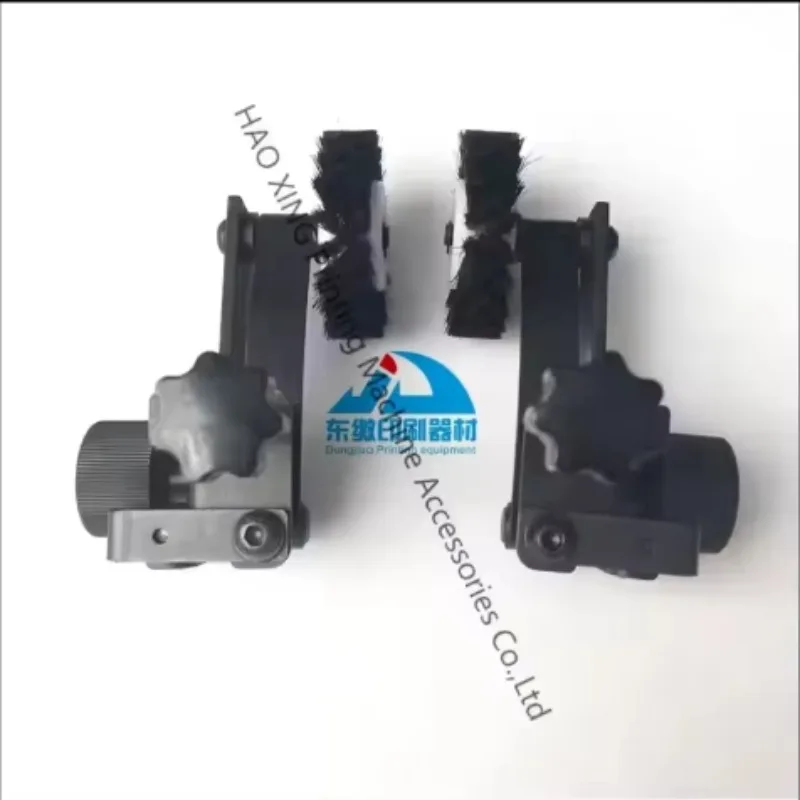 1 Pair Feeder Brush Wheel Assembly for KBA Printing Machine Good Quality 
1 Pair Feeder Brush Wheel Assembly for KBA Printing Machine Good Quality