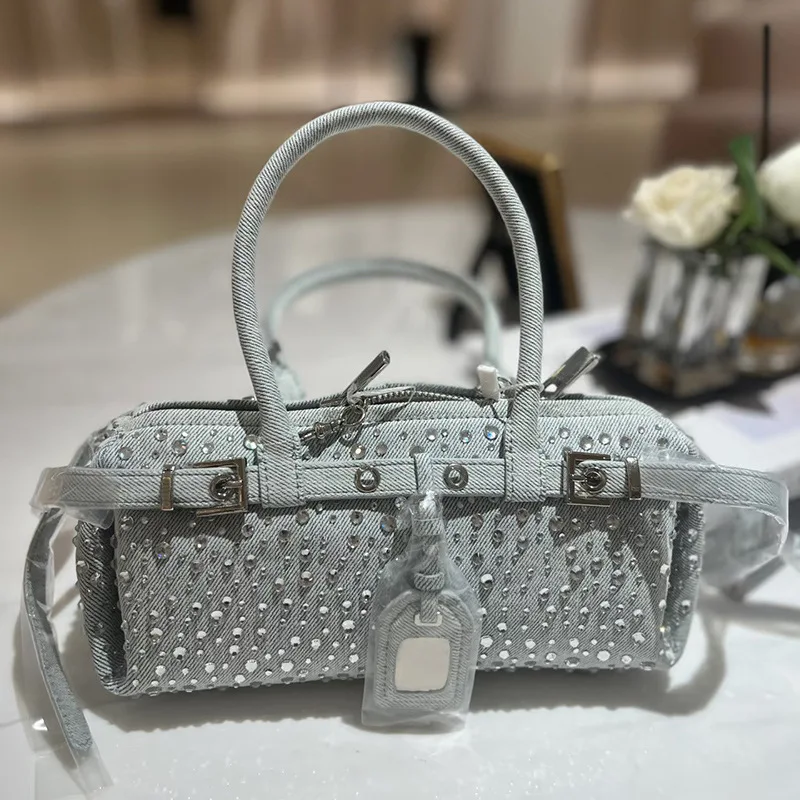 Denim Sparkling Crystal Tote Bag Sparkling Handbag Casual Versatile Fashion Underarm Shoulder Bag
Denim Sparkling Crystal Tote Bag Sparkling Handbag Casual Versatile Fashion Underarm Shoulder Bag