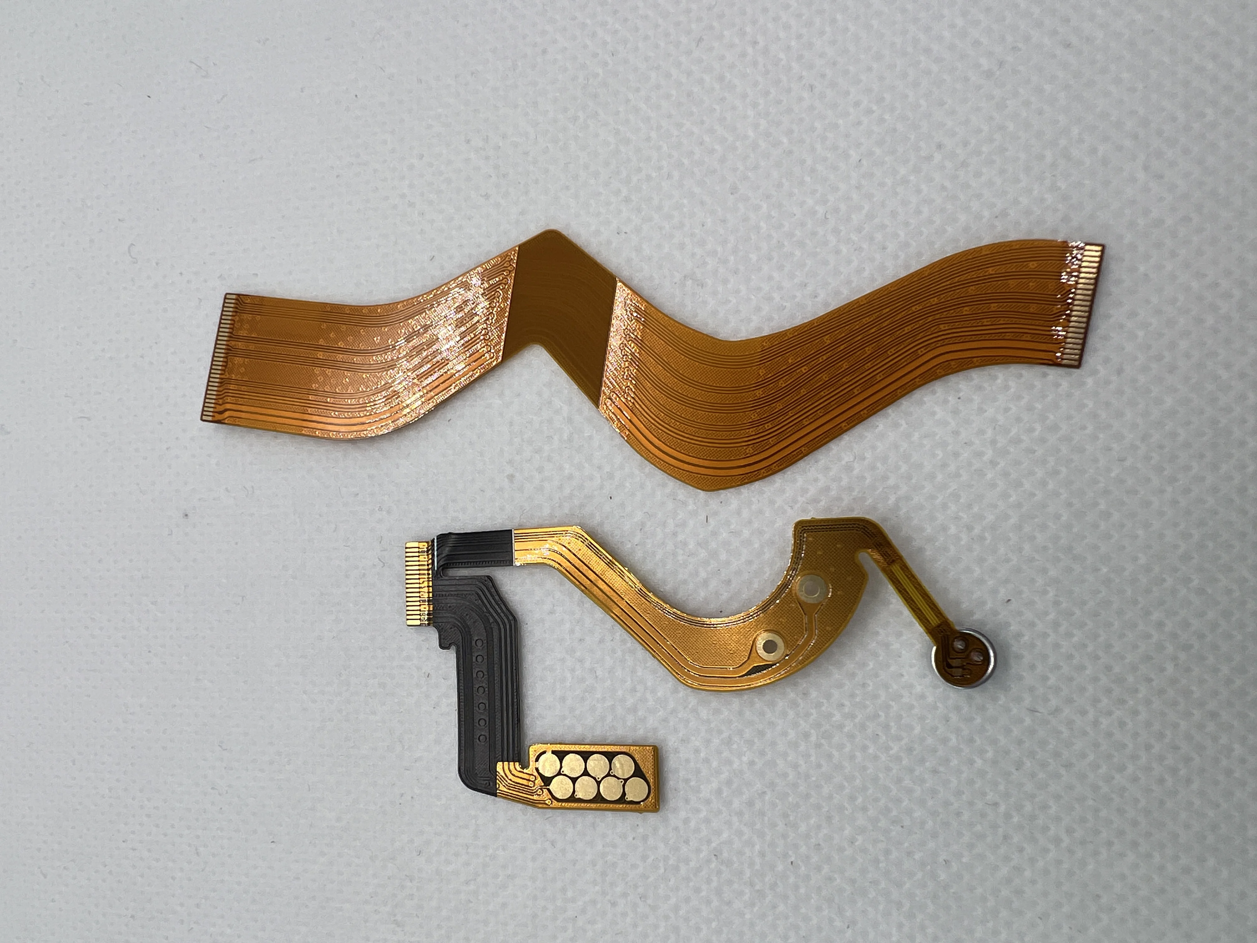 Flexible Flat Speak Cable for Dp3441e E8608i E8600i
Flexible Flat Speak Cable for Dp3441e E8608i E8600i