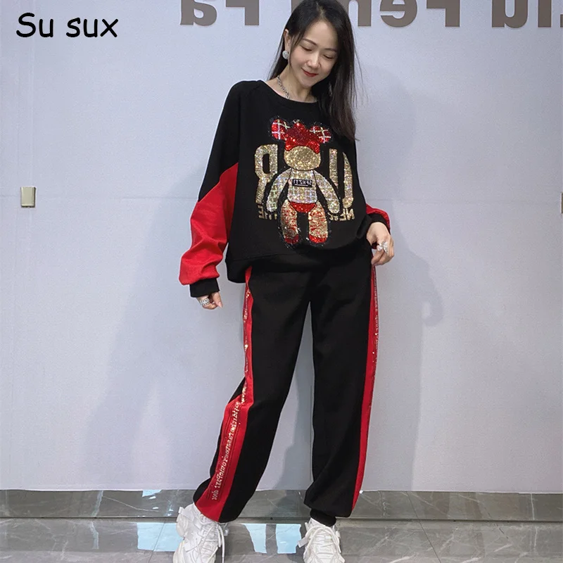 Sequins Cartoon Print Patchwork Oversized 2 Pieces Pants Set Tracksuit Woman 2025 Autumn Winter Casual O Neck Pullover Outfits
Sequins Cartoon Print Patchwork Oversized 2 Pieces Pants Set Tracksuit Woman 2025 Autumn Winter Casual O Neck Pullover Outfits