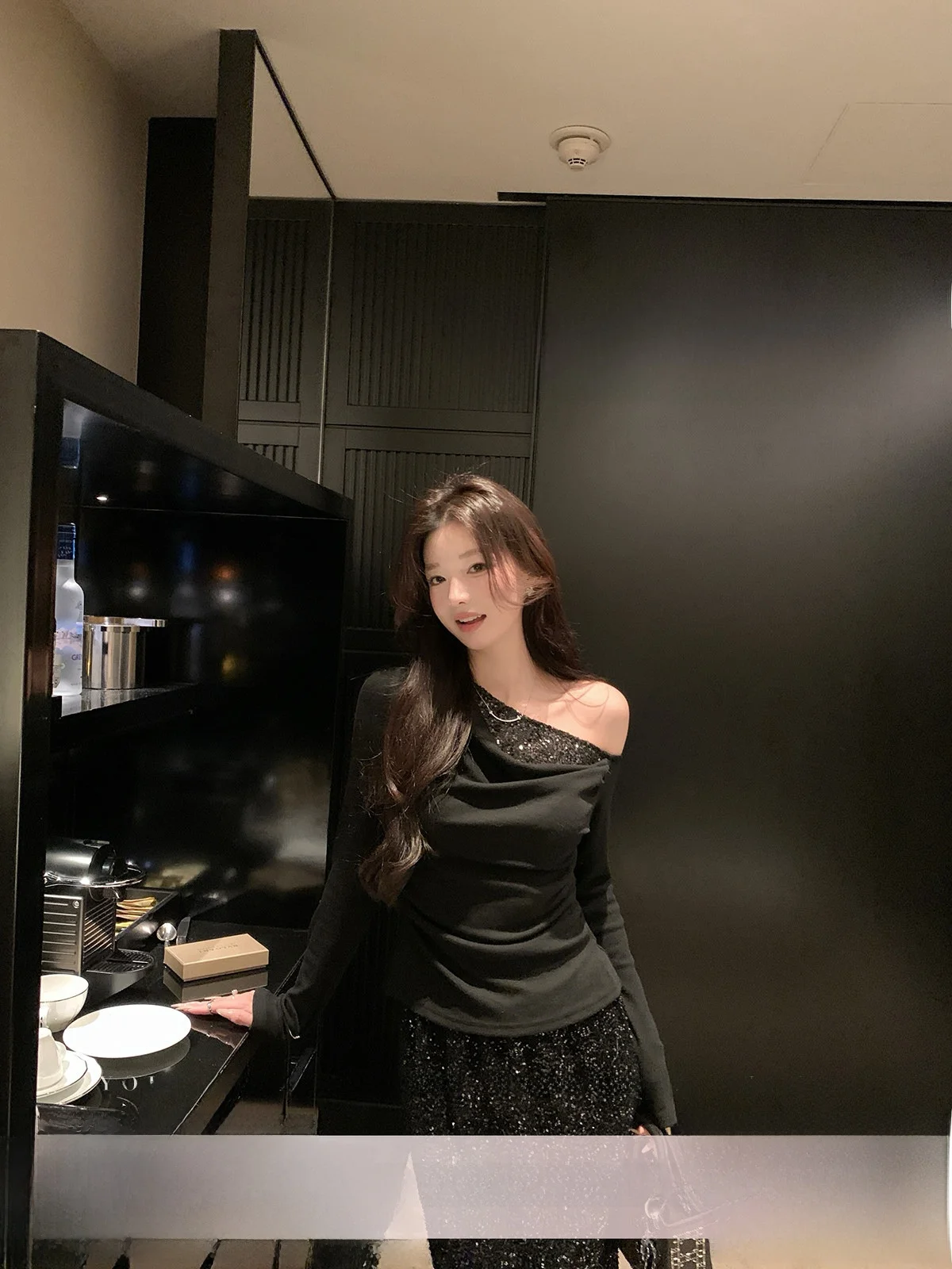 YOLI Bla Asymmetrical oulder Knitted Sweater Women's Winter Design Sensible Slimming Versatile Top Simple Sle Regular Fit
YOLI Bla Asymmetrical oulder Knitted Sweater Women's Winter Design Sensible Slimming Versatile Top Simple Sle Regular Fit