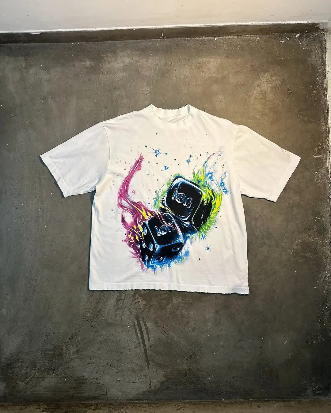 New High Street Trendy Brand Streetwear Tops Men American Retro Dice Oversized T-shirt Men Punk Casual Cotton Short Sleeves
New High Street Trendy Brand Streetwear Tops Men American Retro Dice Oversized T-shirt Men Punk Casual Cotton Short Sleeves