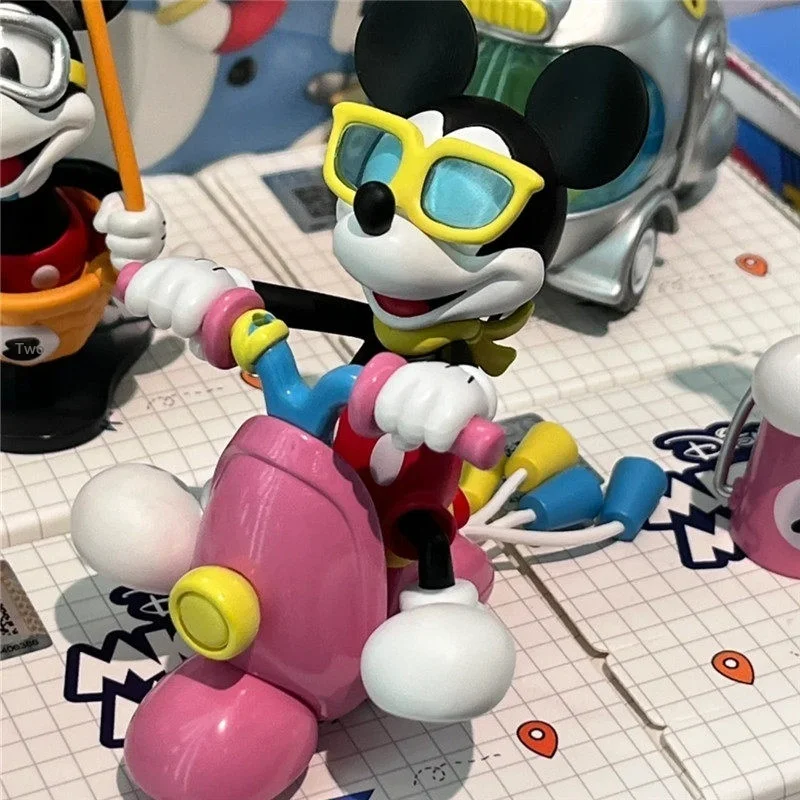 In stock Authentic Mickey Mouse Blind Box Figure Hot Air Balloon Style Cute Collectible Trendy Desktop Decoration Gift For Girls
In stock Authentic Mickey Mouse Blind Box Figure Hot Air Balloon Style Cute Collectible Trendy Desktop Decoration Gift For Girls