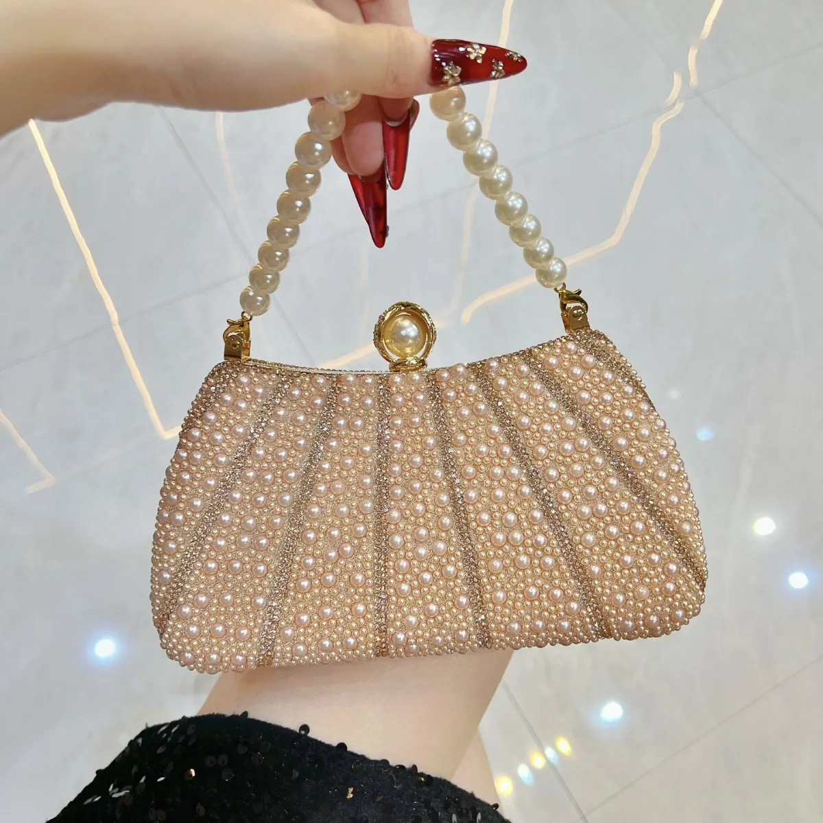 Pearl Rhinestone party Clutch Bag for Women Glitter Embroidered Bead Wedding Bride Handbag luxury Pearl Chain Evening Dress Bags
Pearl Rhinestone party Clutch Bag for Women Glitter Embroidered Bead Wedding Bride Handbag luxury Pearl Chain Evening Dress Bags