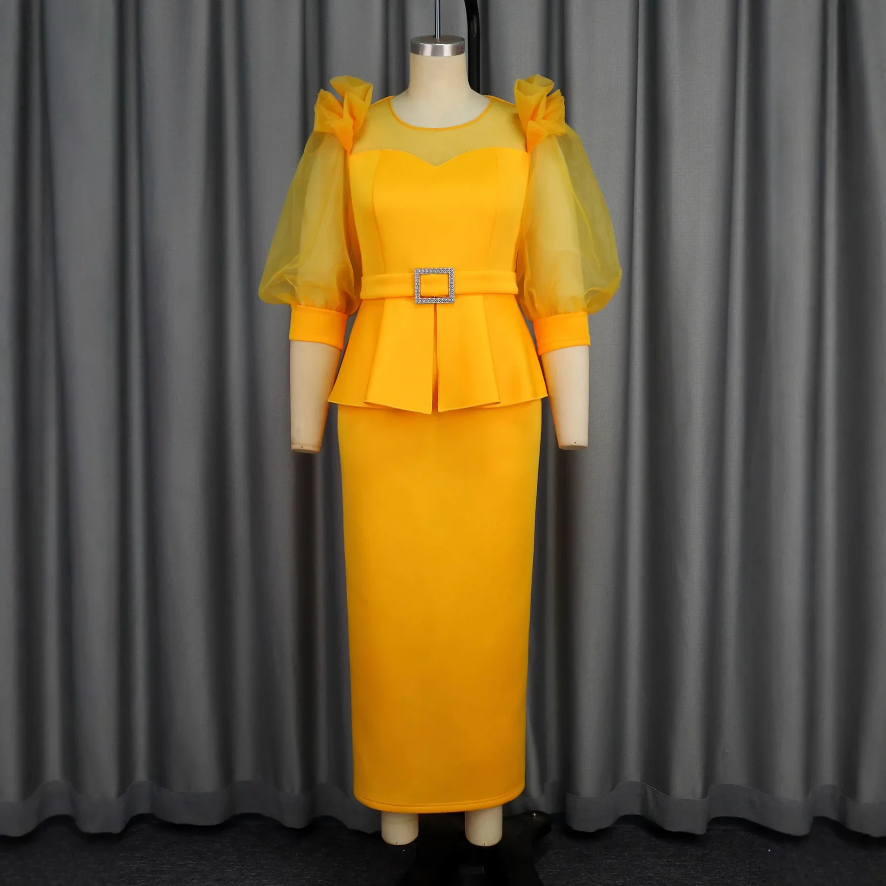 2026 Большие размеры Африканские вечерние платья для женщин Осеннее элегантное желтое сетчатое облегающее платье макси с длинными рукавами Африканская одежда
2026 Большие размеры Африканские вечерние платья для женщин Осеннее элегантное желтое сетчатое облегающее платье макси с длинными рукавами Африканская одежда