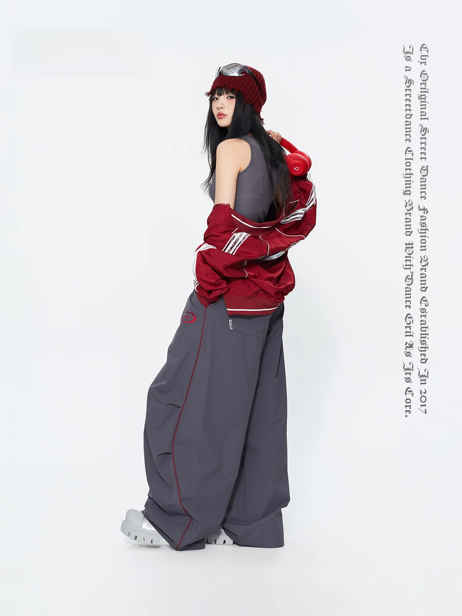 CBXLAB Модные спортивные брюки в стиле хип-хоп с цветными вставками, американского дизайна, для уличных танцев, джаза, ретро, с индивидуальным стилем
CBXLAB Модные спортивные брюки в стиле хип-хоп с цветными вставками, американского дизайна, для уличных танцев, джаза, ретро, с индивидуальным стилем