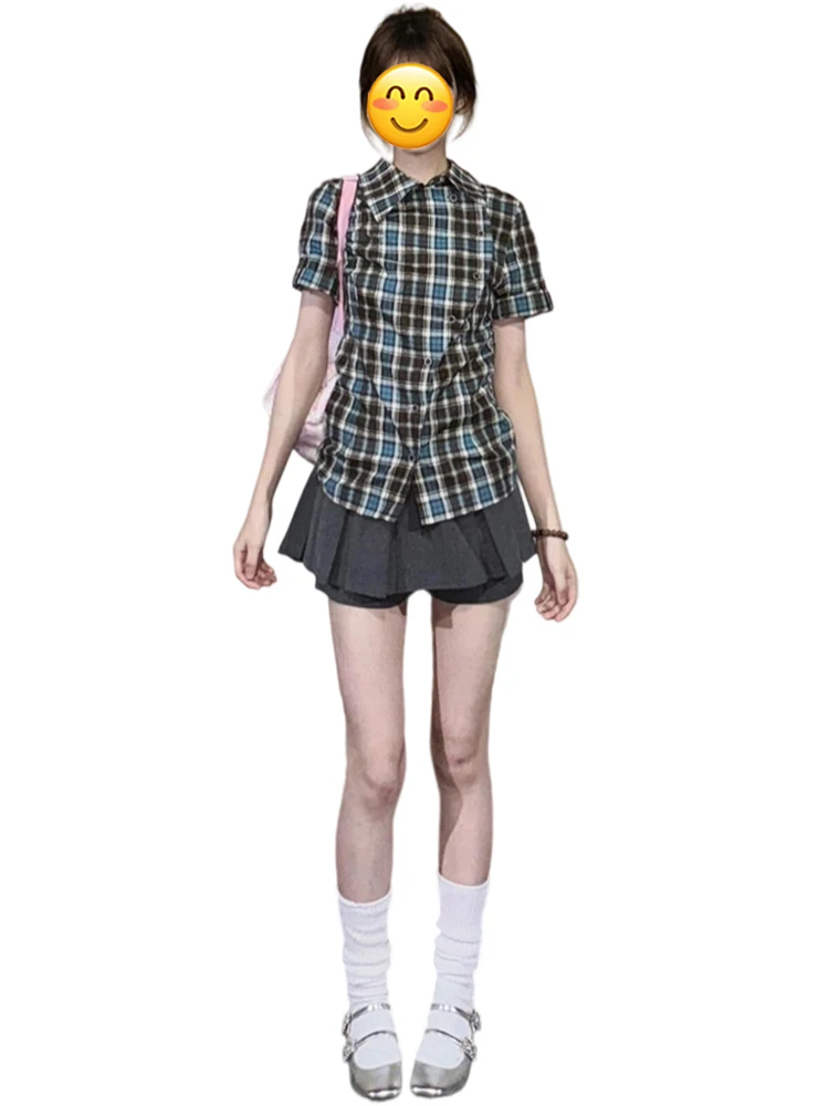 American Retro Japanese Sle Women's Collar Plaid ort Sve irt Summer Design Korean Sle High-End Feeling Blouse
American Retro Japanese Sle Women's Collar Plaid ort Sve irt Summer Design Korean Sle High-End Feeling Blouse