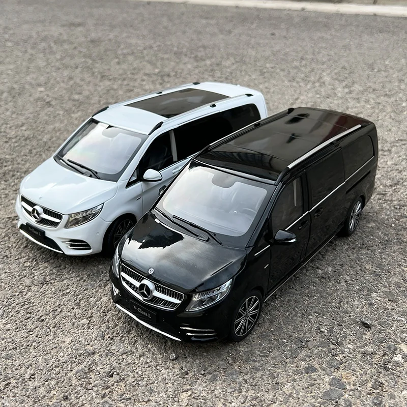 1:18 Original Scale Model,V-CLASS L V260 L V-KLASSE,MPV,diecast model for collection and display
1:18 Original Scale Model,V-CLASS L V260 L V-KLASSE,MPV,diecast model for collection and display