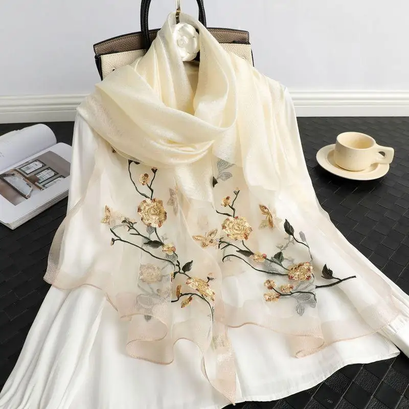 New Elegant And Versatile Hand-beaded Embroidered Silk Scarf Embroidered Silk Wool Scarf Blended Silk Scarf
New Elegant And Versatile Hand-beaded Embroidered Silk Scarf Embroidered Silk Wool Scarf Blended Silk Scarf