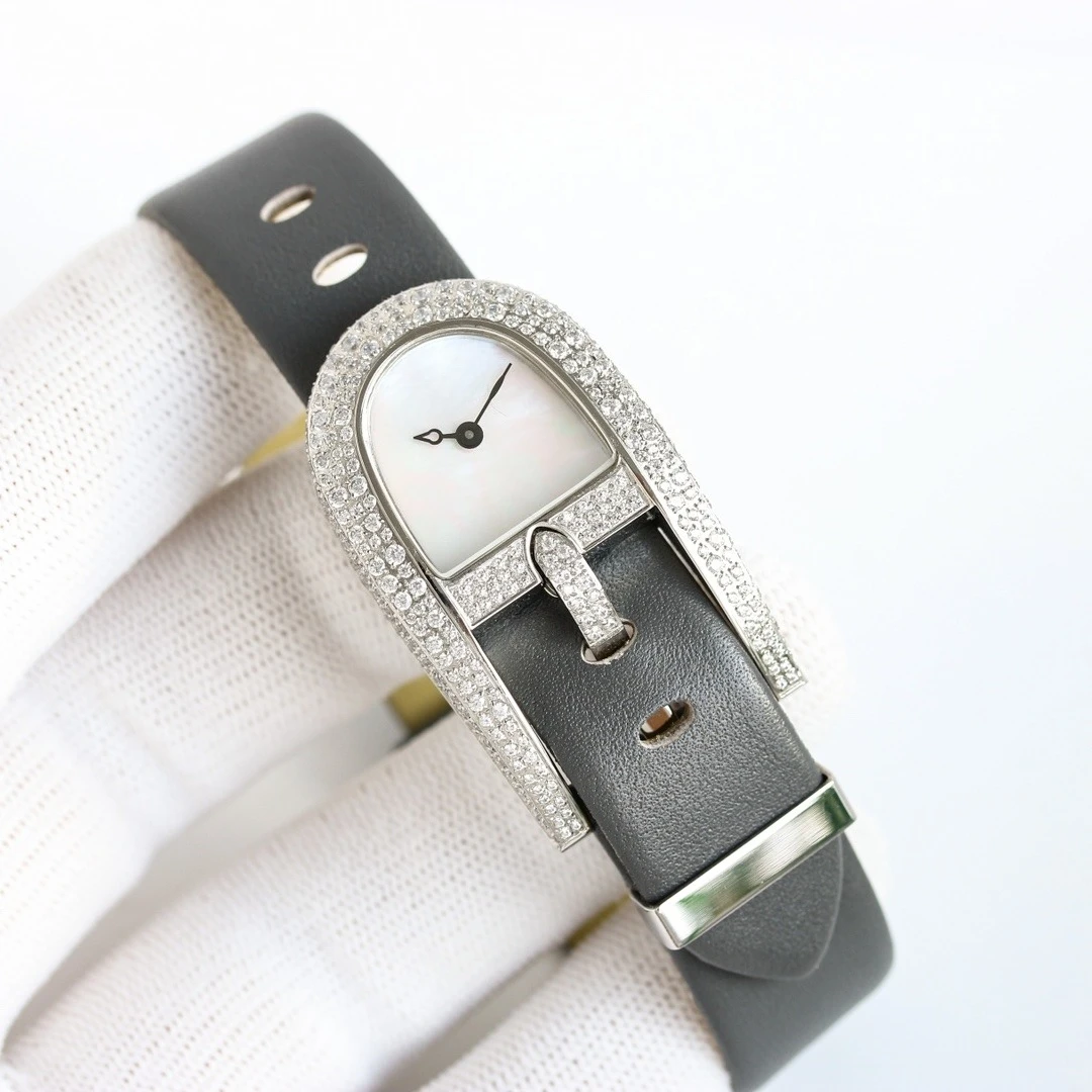 Small Size Genuine Leather Designer Watch Luxury Brand Women Bracelet Ladies Girls Watches High Quality Wristwatch 2026
Small Size Genuine Leather Designer Watch Luxury Brand Women Bracelet Ladies Girls Watches High Quality Wristwatch 2026