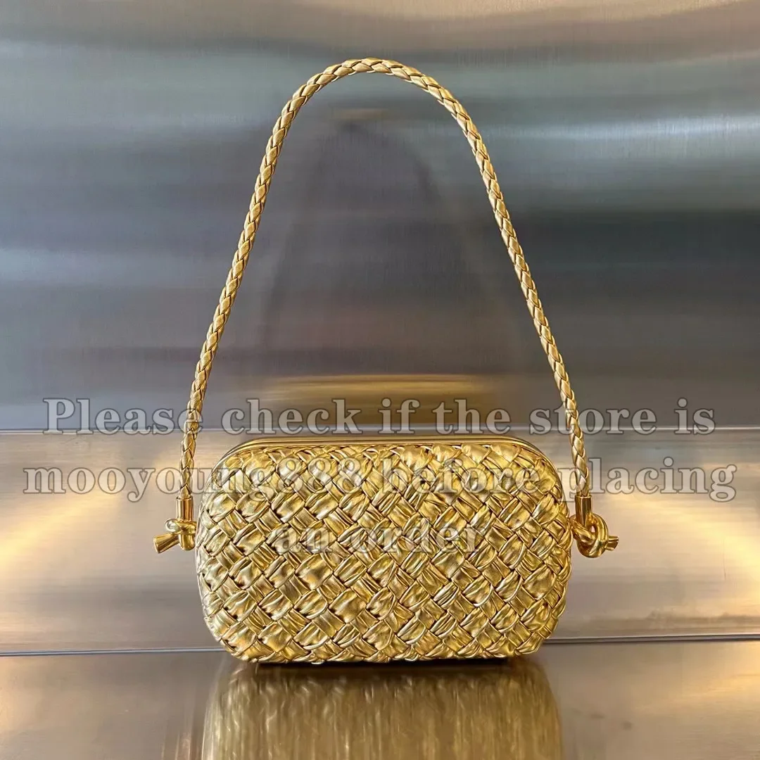 wholesale price 12A upgrade mirror quality designer evening bag 20cm handbag for women woven luxury genuine leather
wholesale price 12A upgrade mirror quality designer evening bag 20cm handbag for women woven luxury genuine leather