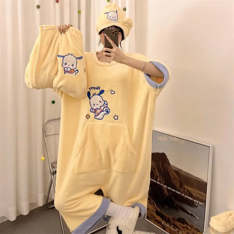Цельный халат Sanrio Pochacco, женское универсальное банное полотенце, носимое банное полотенце, большое полотенце, шапочка для душа, банная юбка
Цельный халат Sanrio Pochacco, женское универсальное банное полотенце, носимое банное полотенце, большое полотенце, шапочка для душа, банная юбка