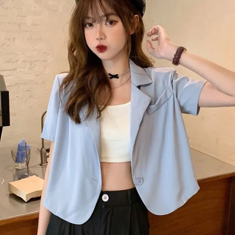 Корейская женская короткая куртка с высокой талией на одной пуговице, с защитой от солнца, модная, летняя, новинка
Корейская женская короткая куртка с высокой талией на одной пуговице, с защитой от солнца, модная, летняя, новинка