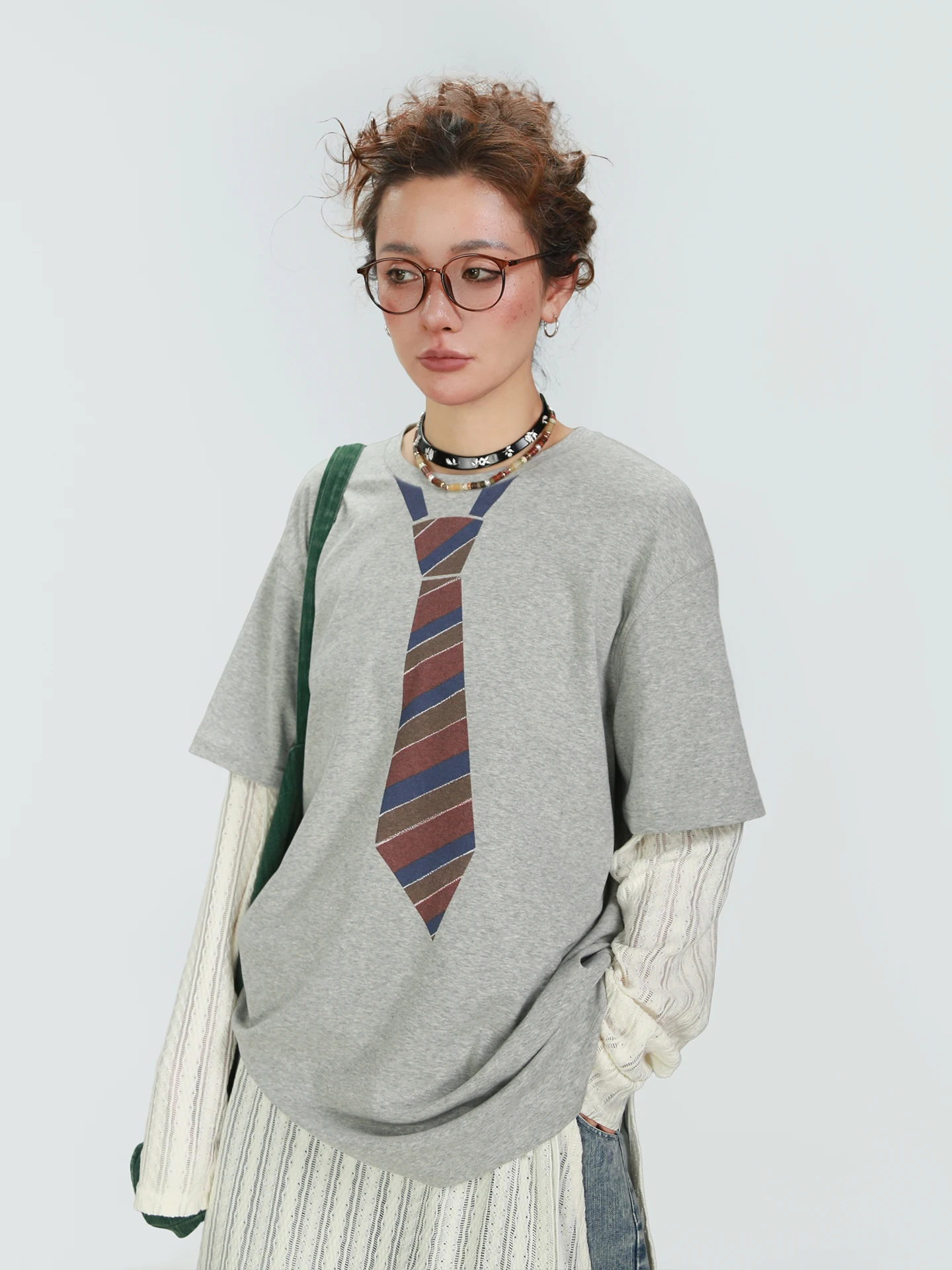 Женская футболка-сетка с принтом, весна 2026, универсальный крой, повседневный стиль, креативный дизайн...
Женская футболка-сетка с принтом, весна 2026, универсальный крой, повседневный стиль, креативный дизайн...