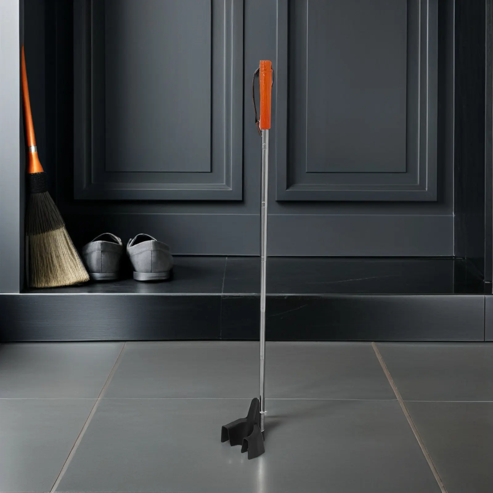 Телескопическая ложка для обуви с регулируемой ручкой 76 см, из нержавеющей стали, портативная, для путешествий, для пожилых людей, с противоскользящим покрытием
Телескопическая ложка для обуви с регулируемой ручкой 76 см, из нержавеющей стали, портативная, для путешествий, для пожилых людей, с противоскользящим покрытием