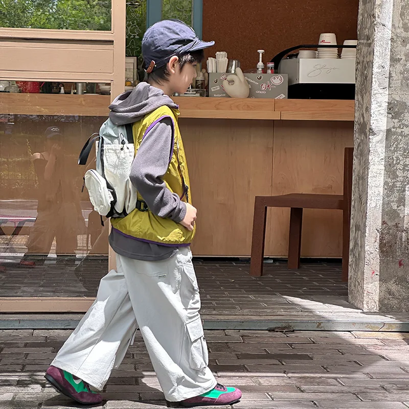 Boys Vest Outdoor Layered 2025 Autumn Sleeveless Color-Blocking Trendy Handsome Cardigan Jacket Kids Children Cloths
Boys Vest Outdoor Layered 2025 Autumn Sleeveless Color-Blocking Trendy Handsome Cardigan Jacket Kids Children Cloths