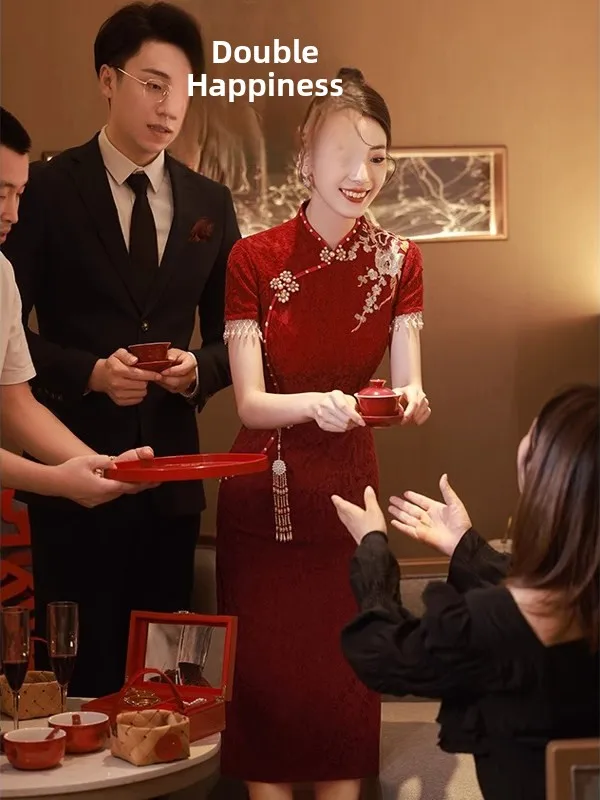 New Chinese Sle Wedding Dr Red Color Slimming Evening Gown for Women ort Sve mid Waist Pearl Embellied
New Chinese Sle Wedding Dr Red Color Slimming Evening Gown for Women ort Sve mid Waist Pearl Embellied