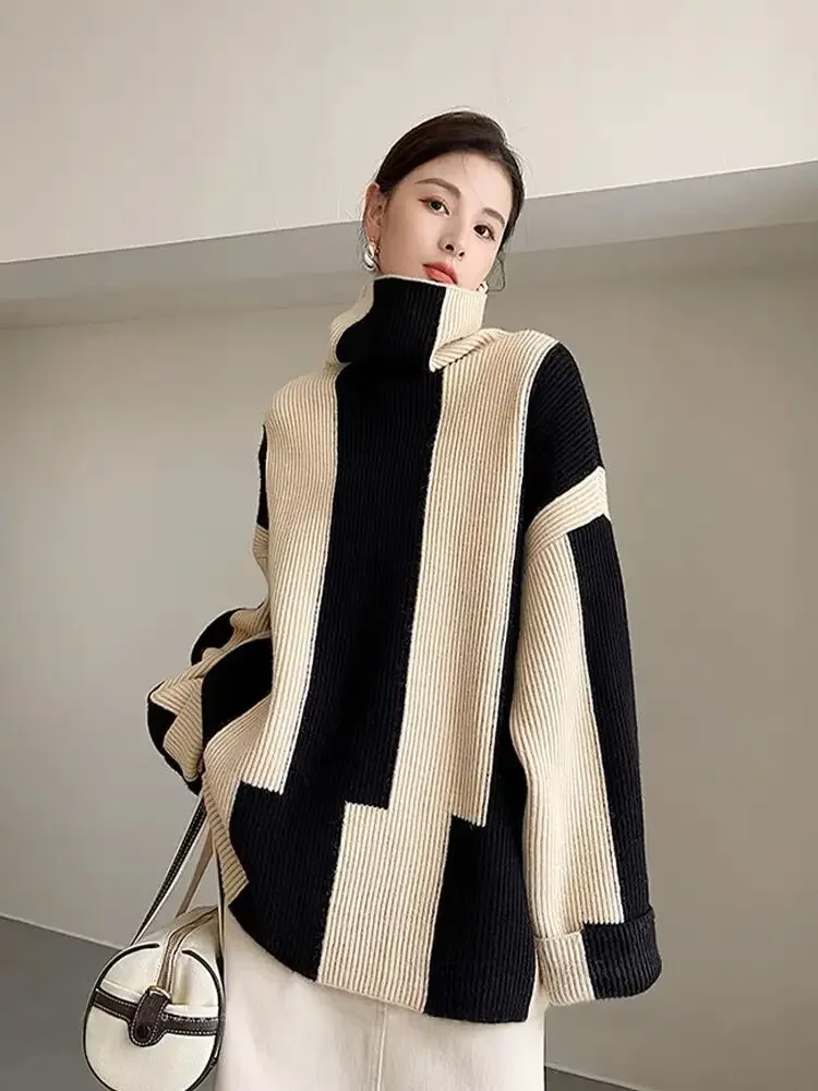 Fashion Women Sweaters Autumn/Winter Tutleneck Black White Striped Sweater Korean Style Loose Casual Long Sleeved Pullover E275
Fashion Women Sweaters Autumn/Winter Tutleneck Black White Striped Sweater Korean Style Loose Casual Long Sleeved Pullover E275