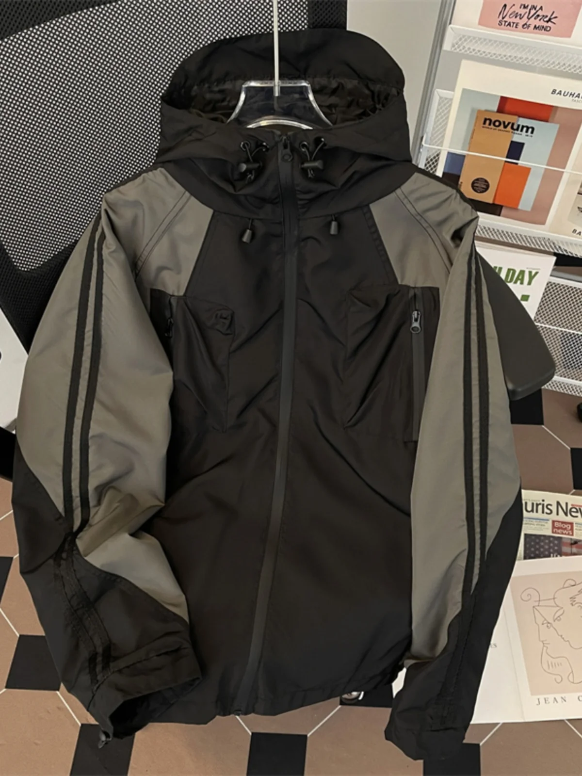 Jacket Man High Quality Coats Mens Outer Sheepskin Punk Trendy Athletics Anorak Cargo Sack North Reflective Fishing Y2K Field Bf
Jacket Man High Quality Coats Mens Outer Sheepskin Punk Trendy Athletics Anorak Cargo Sack North Reflective Fishing Y2K Field Bf