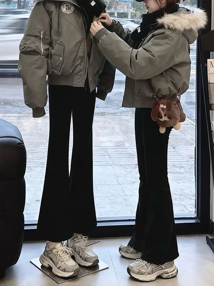 Джинсы-клеш с высокой талией для женщин, осенне-зимние, на флисовой подкладке, брюки-буткат, большие размеры, эластичные, повседневные, из смесового хлопка и денима
Джинсы-клеш с высокой талией для женщин, осенне-зимние, на флисовой подкладке, брюки-буткат, большие размеры, эластичные, повседневные, из смесового хлопка и денима