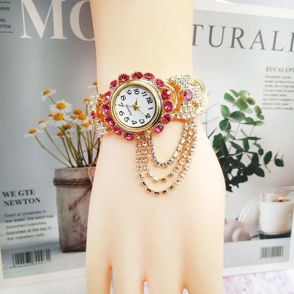 New Fashion Watches For Woman Rhinestone Casual Quartz Watch Ladies Stainless Steel Bracelet Watches For Gifts Reloj Mujer Hot
New Fashion Watches For Woman Rhinestone Casual Quartz Watch Ladies Stainless Steel Bracelet Watches For Gifts Reloj Mujer Hot