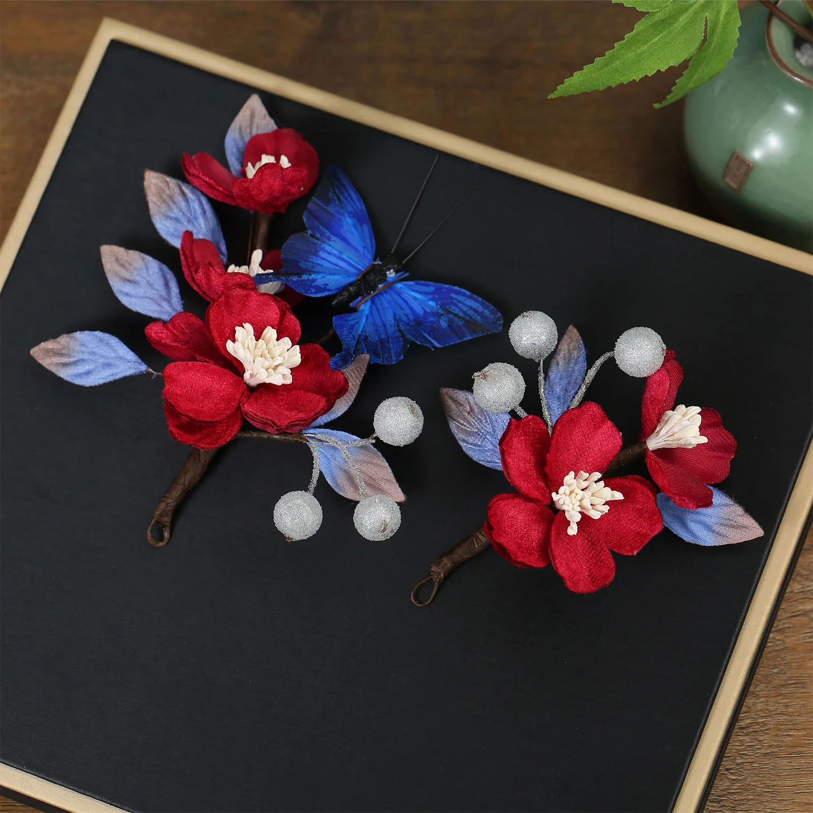 Classical Red Flower Hair Clip Pearl New Chinese Style Wine Red Blue Butterfly Flower Hairpiece For Hanfu Wedding Photography
Classical Red Flower Hair Clip Pearl New Chinese Style Wine Red Blue Butterfly Flower Hairpiece For Hanfu Wedding Photography