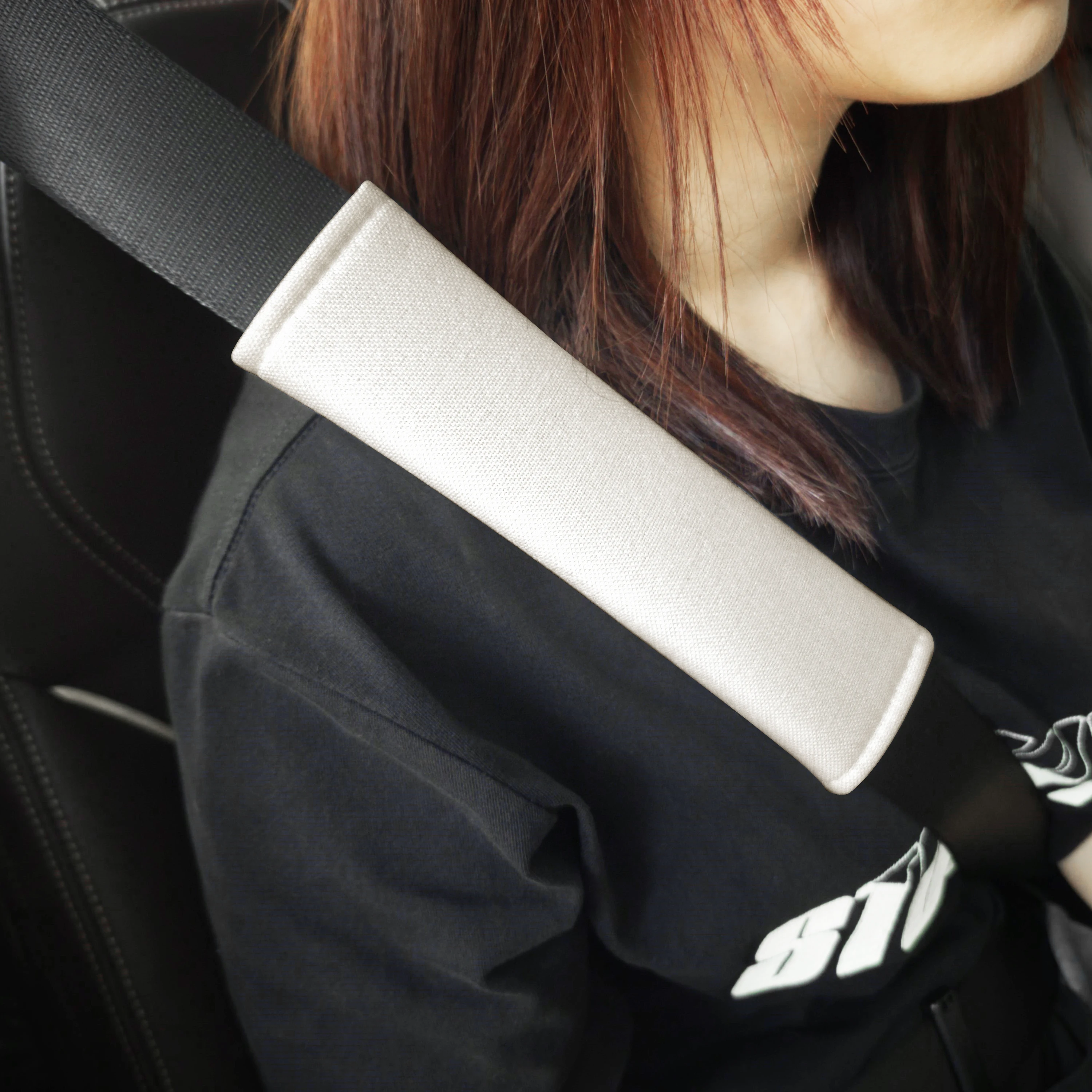 Universal Ice silk Fashion Car Interior Accessories Shoulder Protector Driving Seat Belt Vehicle Pad Cover
Universal Ice silk Fashion Car Interior Accessories Shoulder Protector Driving Seat Belt Vehicle Pad Cover