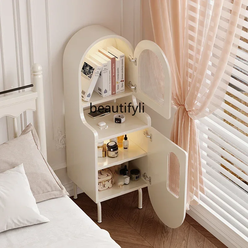 L Bedside table bookshelf integrated high light luxury high-end shelf household bedroom small bedside table with wireless chargi
L Bedside table bookshelf integrated high light luxury high-end shelf household bedroom small bedside table with wireless chargi