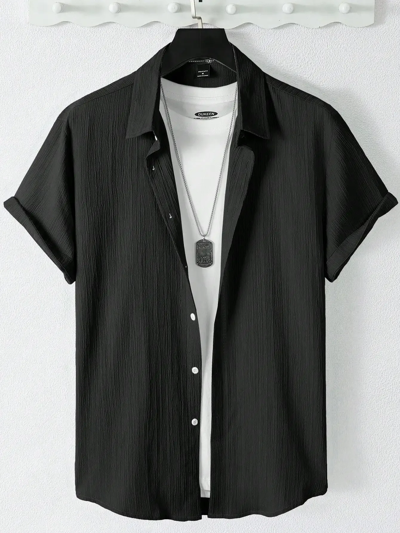 Men Casual Short Sleeve Solid Color Shirt Summer Turn-Down Collar
Men Casual Short Sleeve Solid Color Shirt Summer Turn-Down Collar