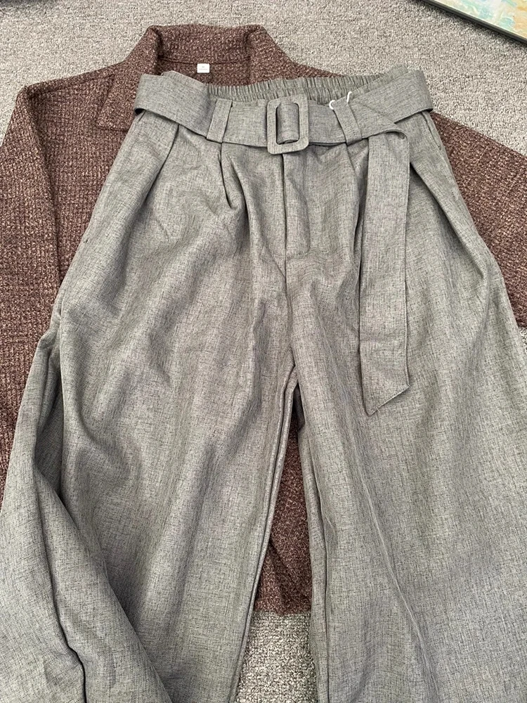 Retro Deconstructed Silhouette Belted Men's Wide Leg Pants Straight Cut Casual Trousers Faionable High Waist Bend Knife
Retro Deconstructed Silhouette Belted Men's Wide Leg Pants Straight Cut Casual Trousers Faionable High Waist Bend Knife