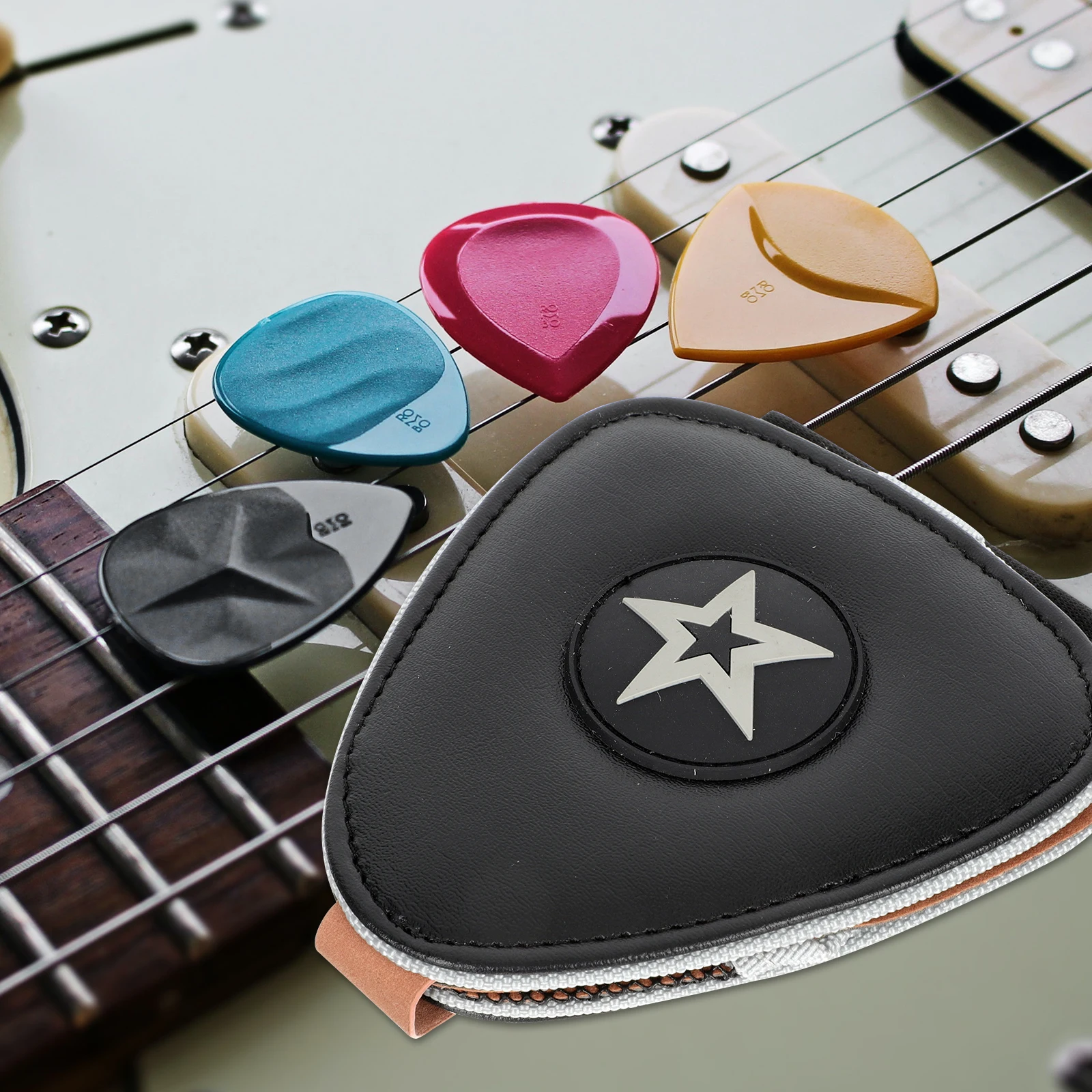 Guitar Pick Bag Plectrum Storage ganizer Durable Scratch Protection Convenient Buckle Design Gift Musical Instruments
Guitar Pick Bag Plectrum Storage ganizer Durable Scratch Protection Convenient Buckle Design Gift Musical Instruments