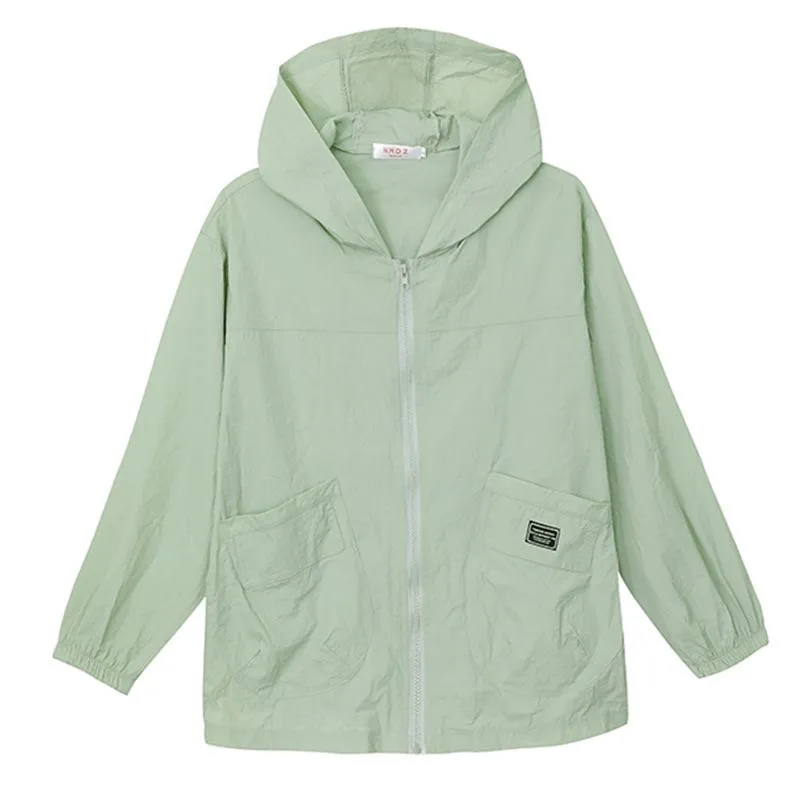 Women's Summer Sunscreen Jacket New Middle-Aged Mother Sports Thin Outwear Fashion Breathable Sun-Protective Clothing Coat
Women's Summer Sunscreen Jacket New Middle-Aged Mother Sports Thin Outwear Fashion Breathable Sun-Protective Clothing Coat