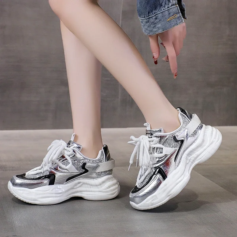 High-end High-end Thick Bottom Color Matching Foreign Style Comfortable Non-slip Breathable Sports Wear-resistant Women's Shoes
High-end High-end Thick Bottom Color Matching Foreign Style Comfortable Non-slip Breathable Sports Wear-resistant Women's Shoes