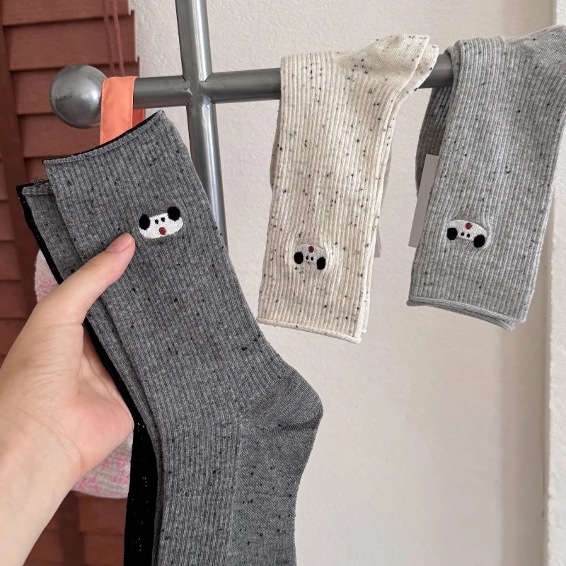 SP & CITY носки средней длины с вышитыми мультяшными точками, дышащие хлопковые носки с загнутыми краями, корейские модные повседневные милые носки 
SP & CITY носки средней длины с вышитыми мультяшными точками, дышащие хлопковые носки с загнутыми краями, корейские модные повседневные милые носки