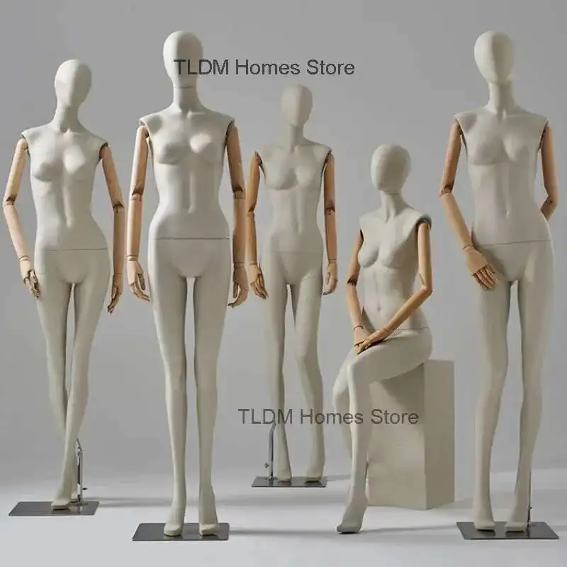 Clothing Store Female Mannequin Fabric Cover Body Model High-end Window Display Stands with Clavicle Full Body Mannequins T
Clothing Store Female Mannequin Fabric Cover Body Model High-end Window Display Stands with Clavicle Full Body Mannequins T
