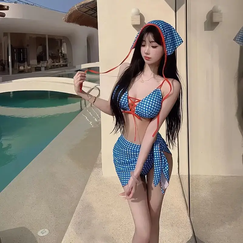Women's Summer 4 Piece Bikini Set Korean Style Vibrant Color Headscarf Swimsuit Sexy Open Back Beachwear
Women's Summer 4 Piece Bikini Set Korean Style Vibrant Color Headscarf Swimsuit Sexy Open Back Beachwear