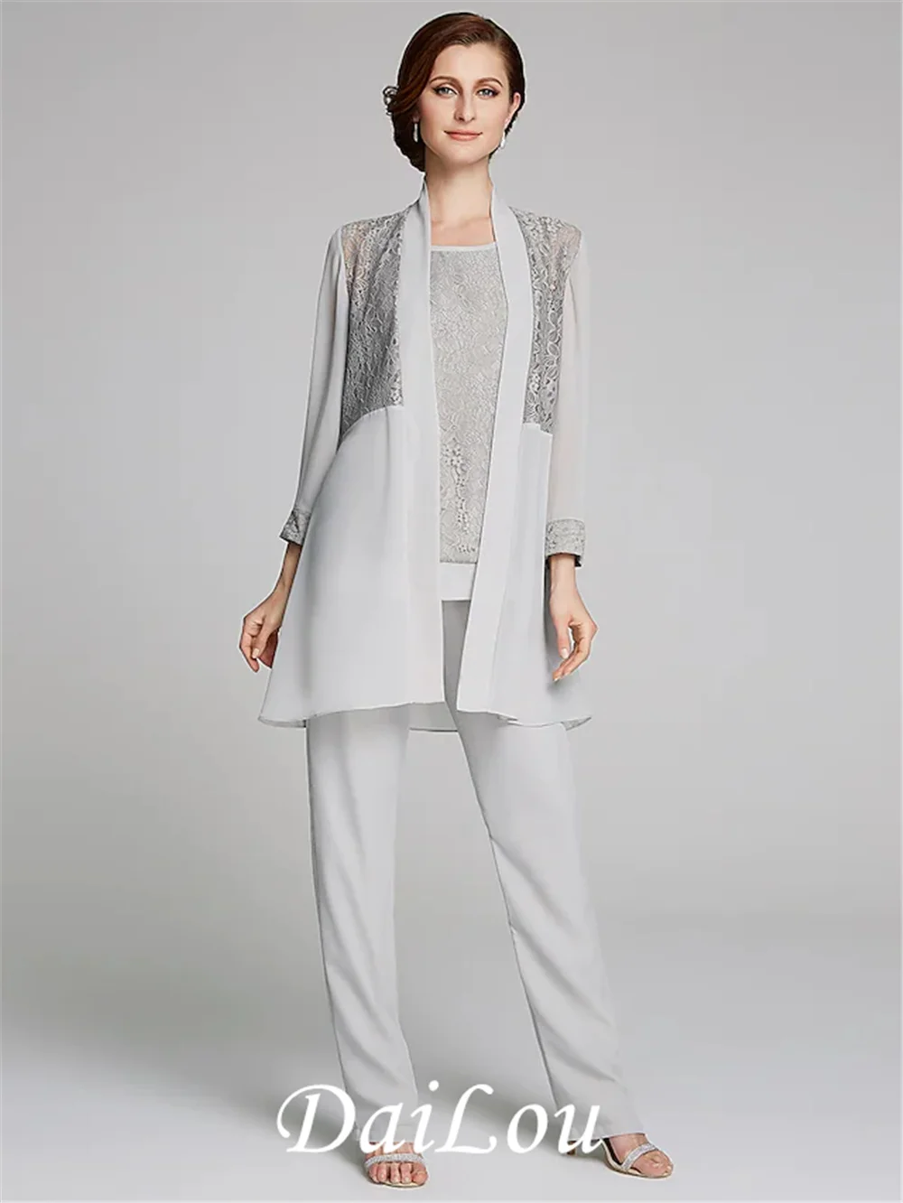 Jumpsuit Mother of the Bride Dress Plus Size Elegant Square Neck Floor Length Chiffon Lace Sleeveless with Pleats Crystals
Jumpsuit Mother of the Bride Dress Plus Size Elegant Square Neck Floor Length Chiffon Lace Sleeveless with Pleats Crystals