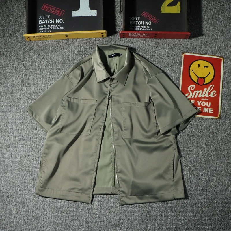 Japanese Style Zipper Short Sleeved Shirt Men's Loose Original Designer Military Green Fashion Shirts
Japanese Style Zipper Short Sleeved Shirt Men's Loose Original Designer Military Green Fashion Shirts