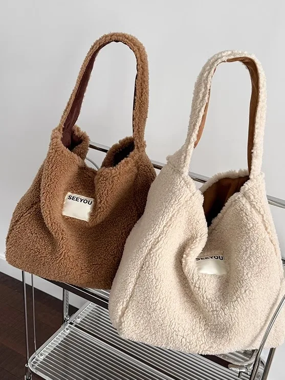 Red Large Capaci Plu oulder Bag Women's Faion Commuter Tote Bag New Year 2024 Winter New All-Match Fluffy Handbag
Red Large Capaci Plu oulder Bag Women's Faion Commuter Tote Bag New Year 2024 Winter New All-Match Fluffy Handbag