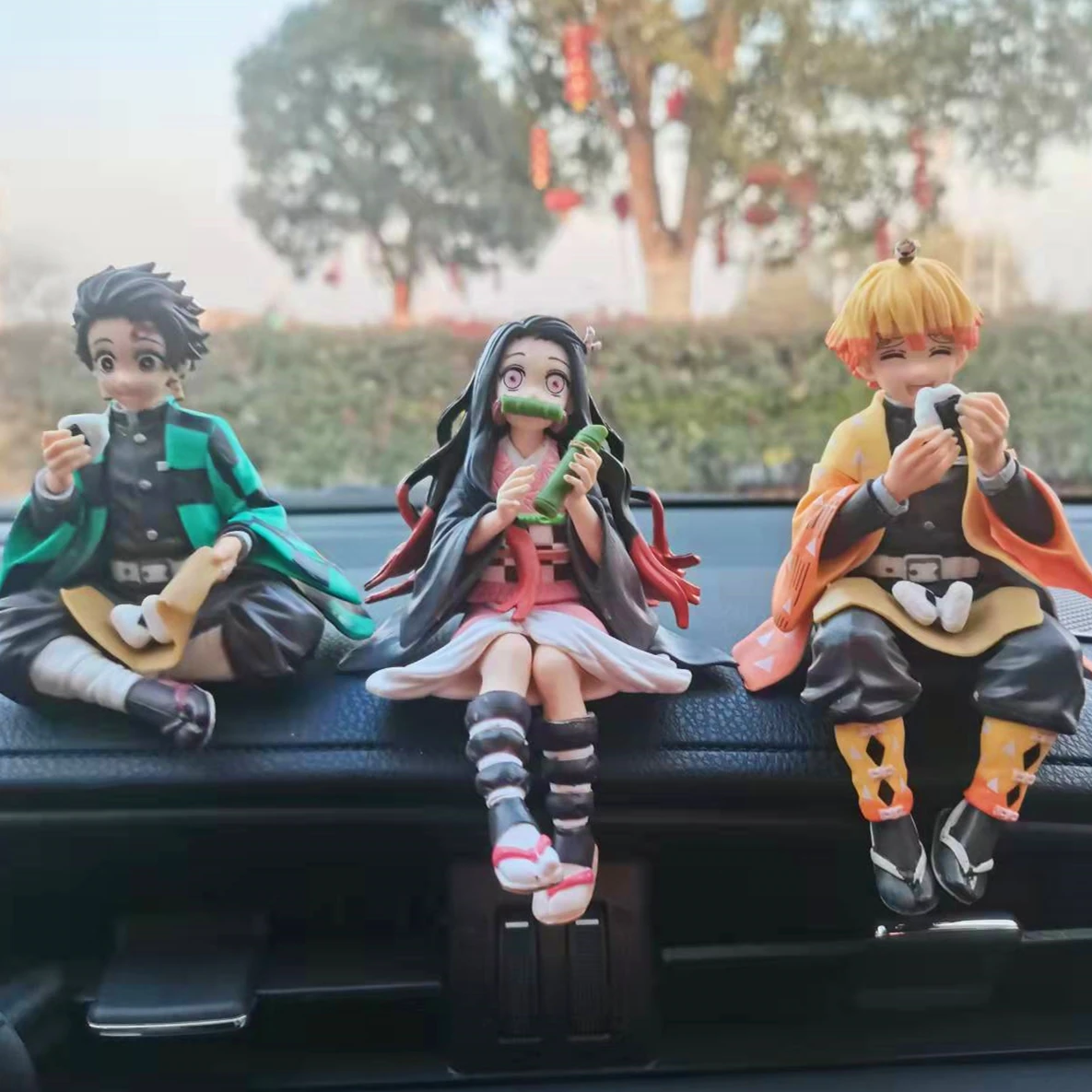 Super Kawaii Demon Slayer Figures Tanjiro Zenitsu Cute Anime Car Decor Ornaments PC Case Dolls Collectible Gift
Super Kawaii Demon Slayer Figures Tanjiro Zenitsu Cute Anime Car Decor Ornaments PC Case Dolls Collectible Gift