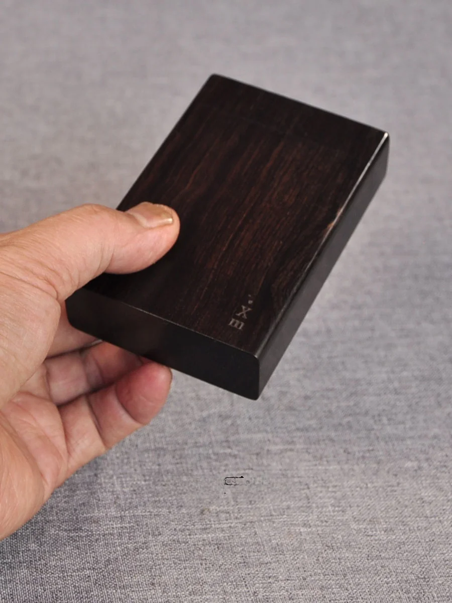 Portable Wood Flip Cover Cigarette Box 12 Pieces Gift for Father's Day Boyfriend Birthday Hollow out Design
Portable Wood Flip Cover Cigarette Box 12 Pieces Gift for Father's Day Boyfriend Birthday Hollow out Design