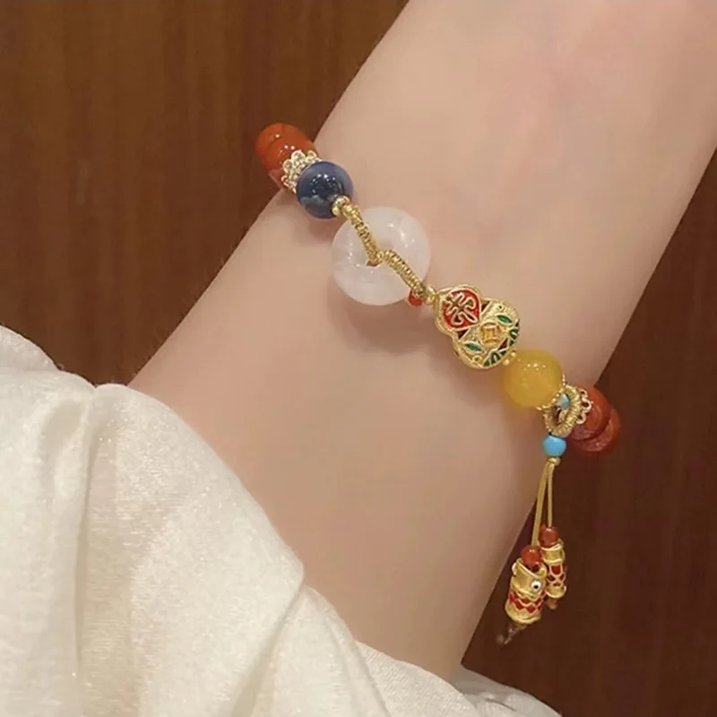 2024 New Calabash Agate Bracelet New Chinese National Fashion Design Sense Bracelet Retro Fashion Bracelet Jewelry
2024 New Calabash Agate Bracelet New Chinese National Fashion Design Sense Bracelet Retro Fashion Bracelet Jewelry