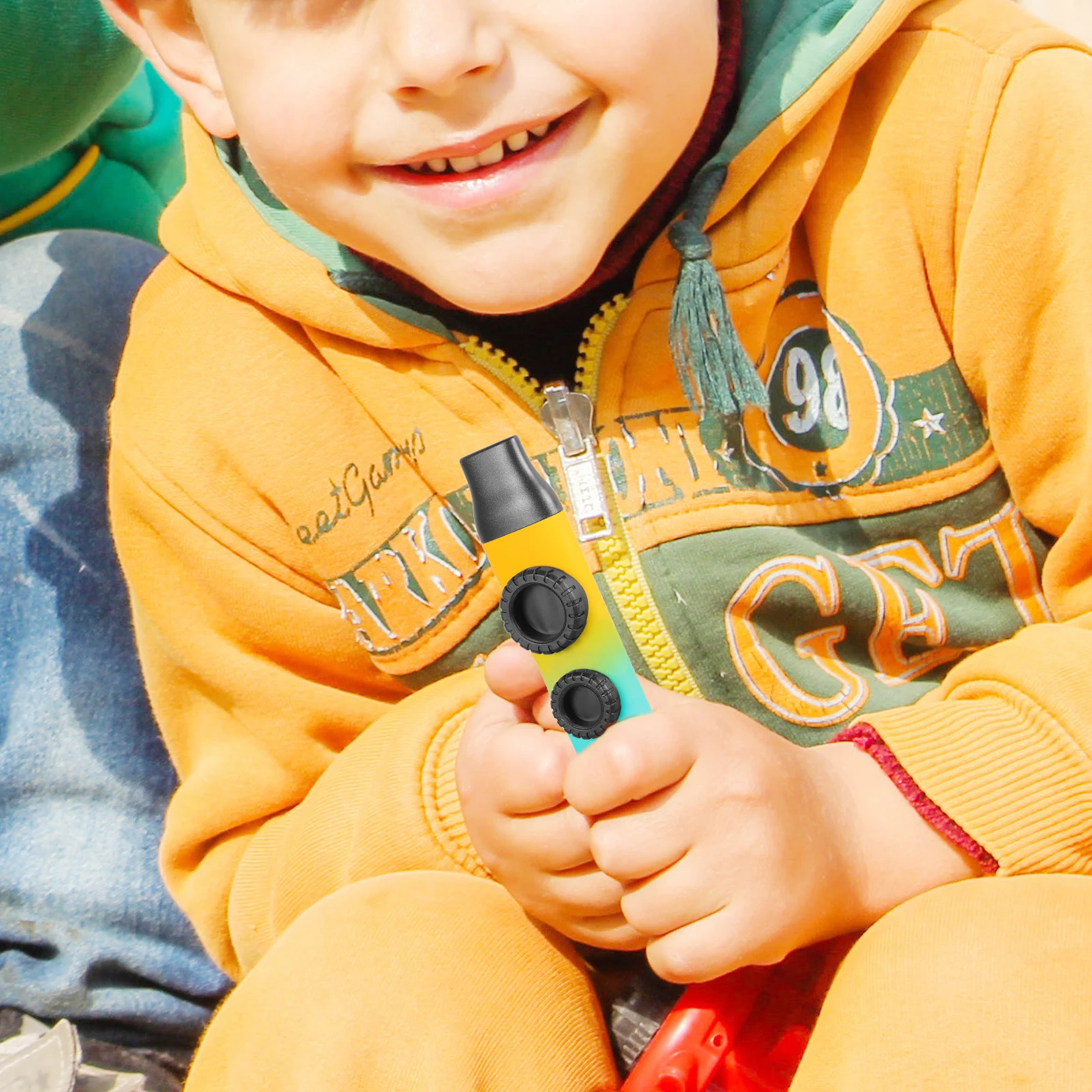 1 set Gradient Color Kazoo Small Portable Musical Instrument For Kids Beginners With Rope Easy To Play Durable Kazoo Instruments
1 set Gradient Color Kazoo Small Portable Musical Instrument For Kids Beginners With Rope Easy To Play Durable Kazoo Instruments