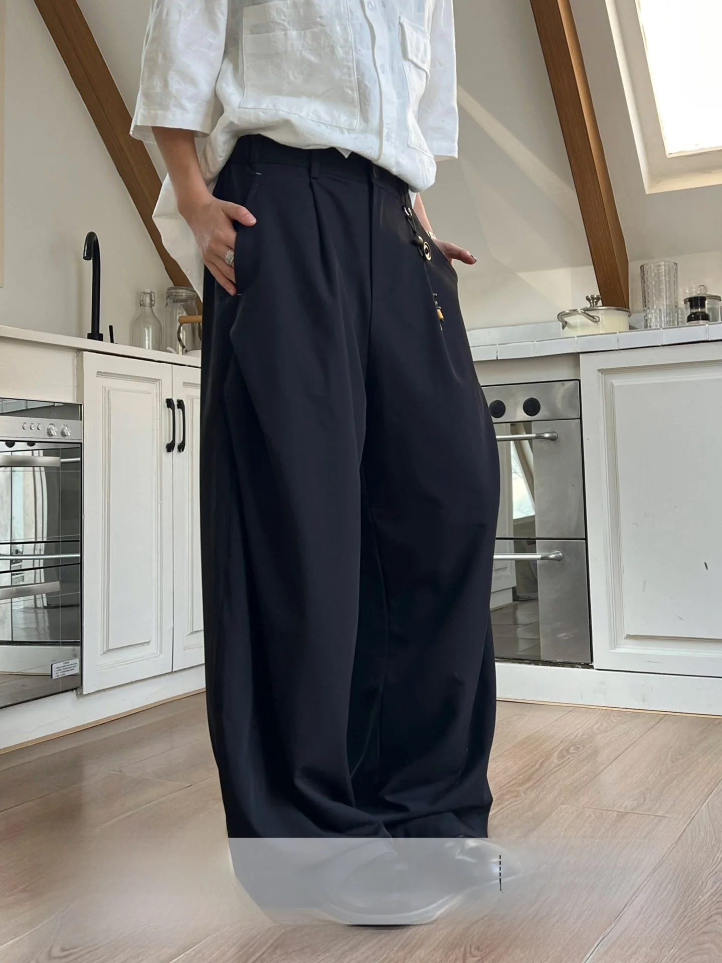 Black Wide Leg Suit Pants Draping Sensation Unisex High Waist Polyester Commute Style Neutral Gender Spring Collection
Black Wide Leg Suit Pants Draping Sensation Unisex High Waist Polyester Commute Style Neutral Gender Spring Collection