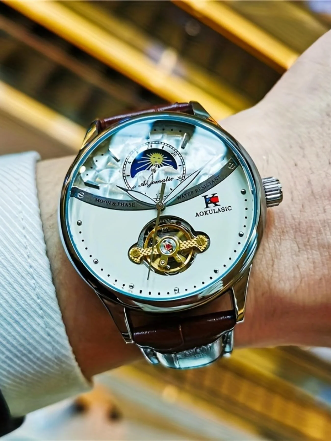 High-End Men's Watch, Fashionable Classic Automatic Mechanical Watch, Skeleton Design Dial, High-Value Luxury Watch - Men's - Suitable for Formal and Casual Occasions - Perfect Gift for Him
High-End Men's Watch, Fashionable Classic Automatic Mechanical Watch, Skeleton Design Dial, High-Value Luxury Watch - Men's - Suitable for Formal and Casual Occasions - Perfect Gift for Him