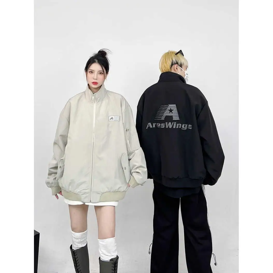 Trendy Oversize Baseball Jaet with Embroidered Letters Stand Collar Pilot Coat for Men And Women Spring Autumn Polyester
Trendy Oversize Baseball Jaet with Embroidered Letters Stand Collar Pilot Coat for Men And Women Spring Autumn Polyester