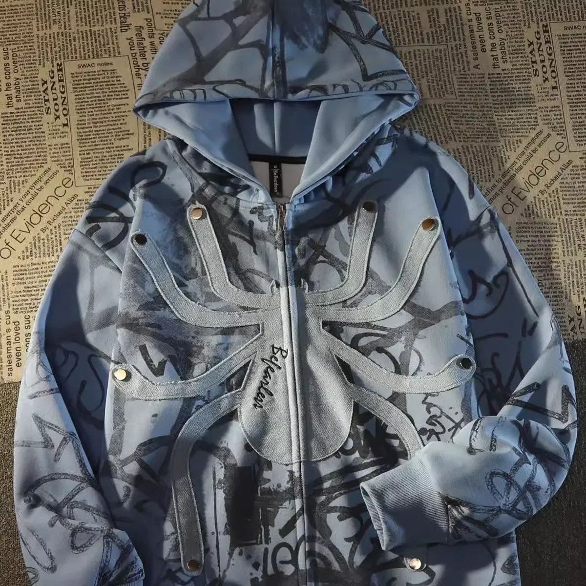 Harajuku 2023 vintage spider Embroidery Hoodies women streetwear zip hoodie American Couples Loose Coat New Oversize sweatshirt
Harajuku 2023 vintage spider Embroidery Hoodies women streetwear zip hoodie American Couples Loose Coat New Oversize sweatshirt